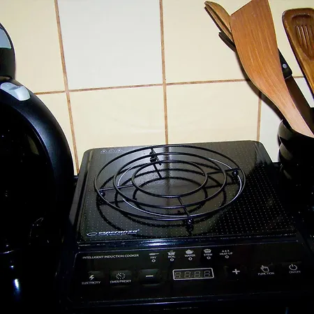 Simple Small Lägenhet *