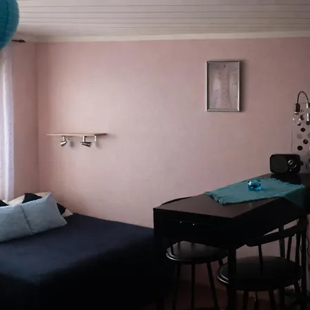 Simple Small Apartament *