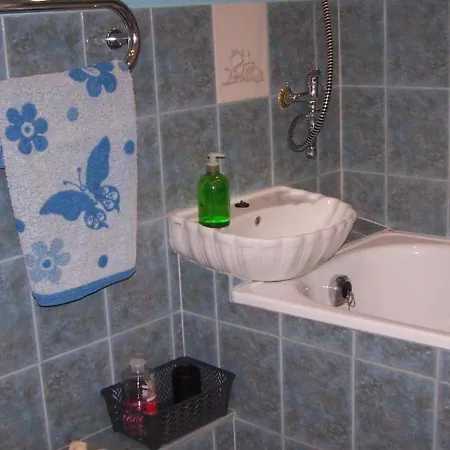 Simple Small Пярну