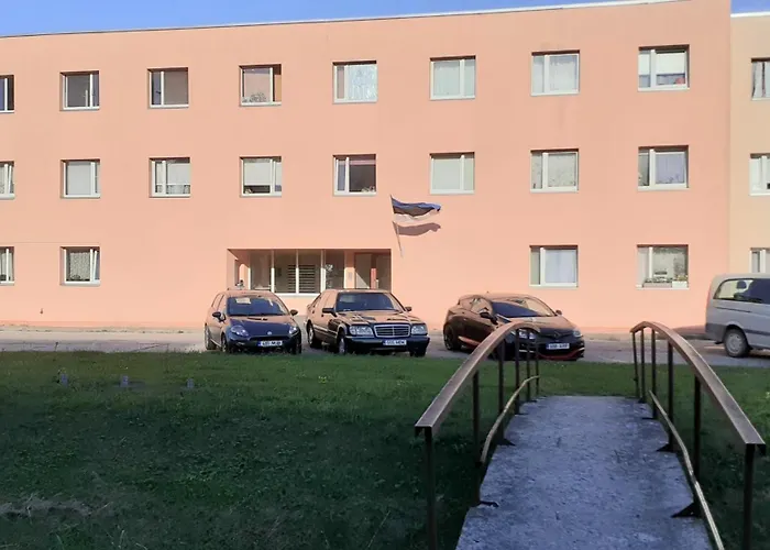 Simple Small Apartament Parnawa