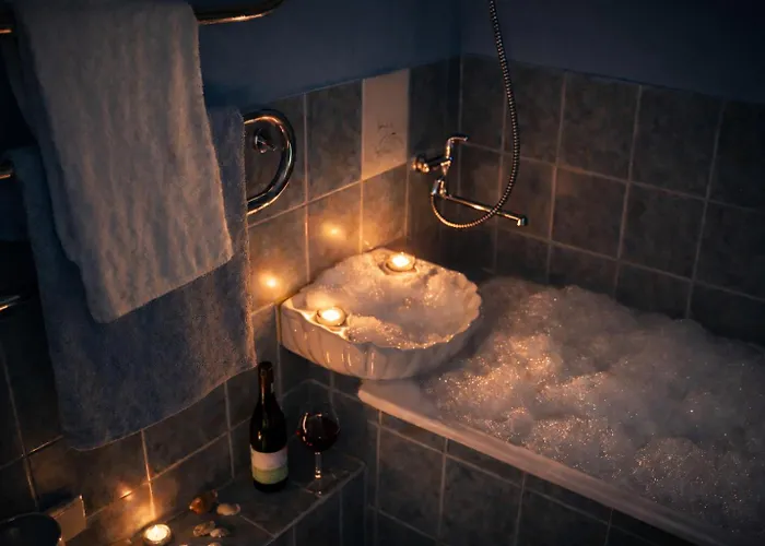 Simple Small Apartament