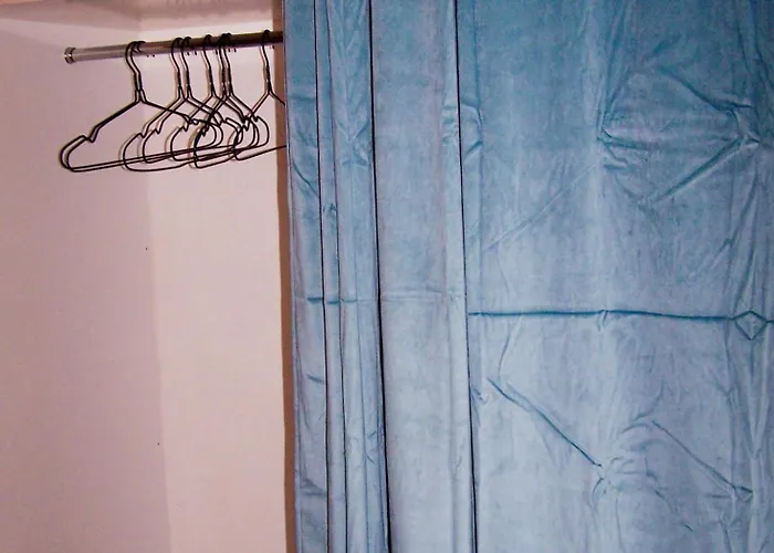 Simple Small Apartament *